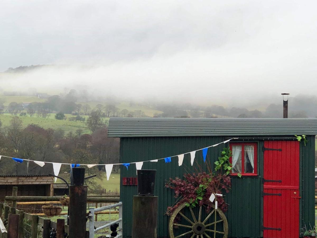 Ruby Shepherds Hut Sleeps 4 Rhayader Bagian luar foto