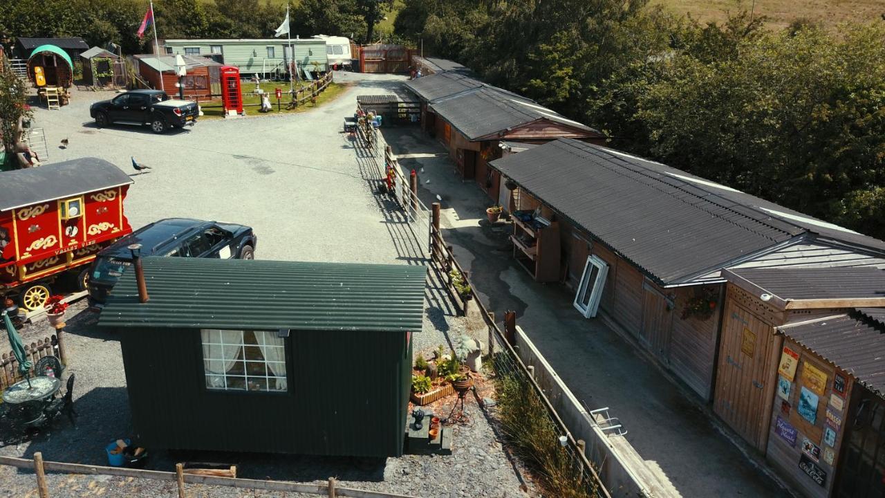 Ruby Shepherds Hut Sleeps 4 Rhayader Bagian luar foto